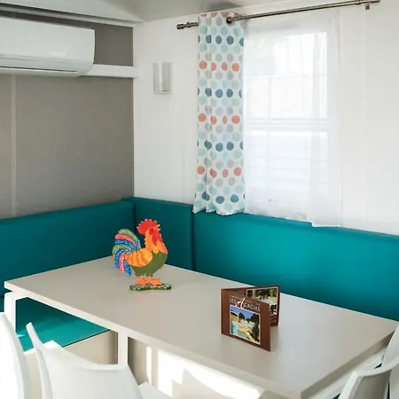 Les Acacias Camping Fréjus