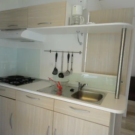 Les Acacias Campingplatz 4*