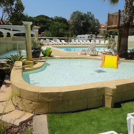 Les Acacias Campsite 4*