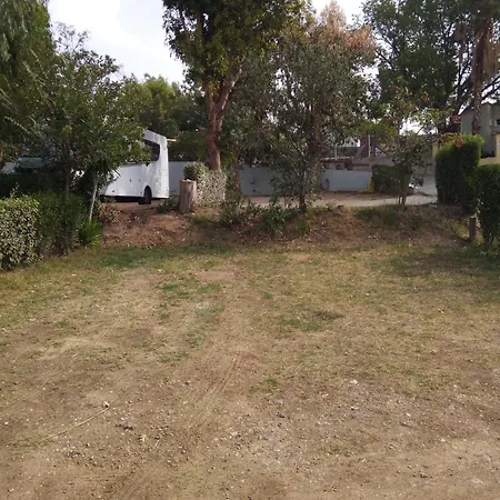 Les Acacias キャンプ場