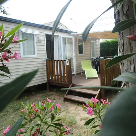 キャンプ場 Les Acacias Fréjus